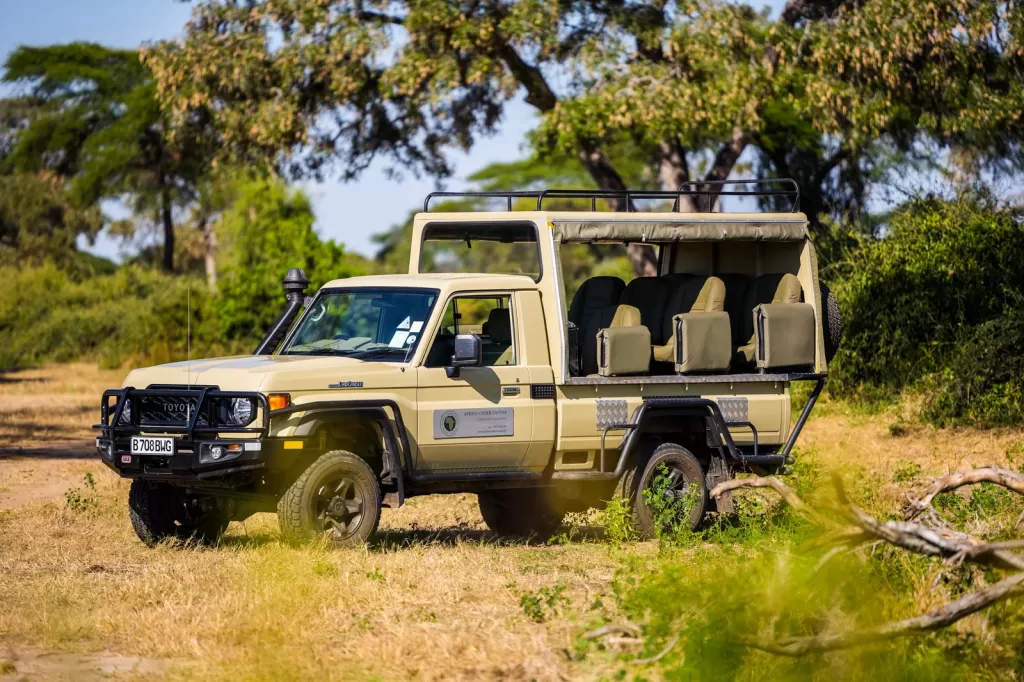 AUC Vehicles 40